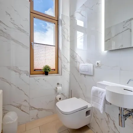 Tusculum Whg. Possin Цинновиц