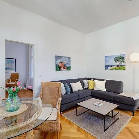 Tusculum Whg. Possin